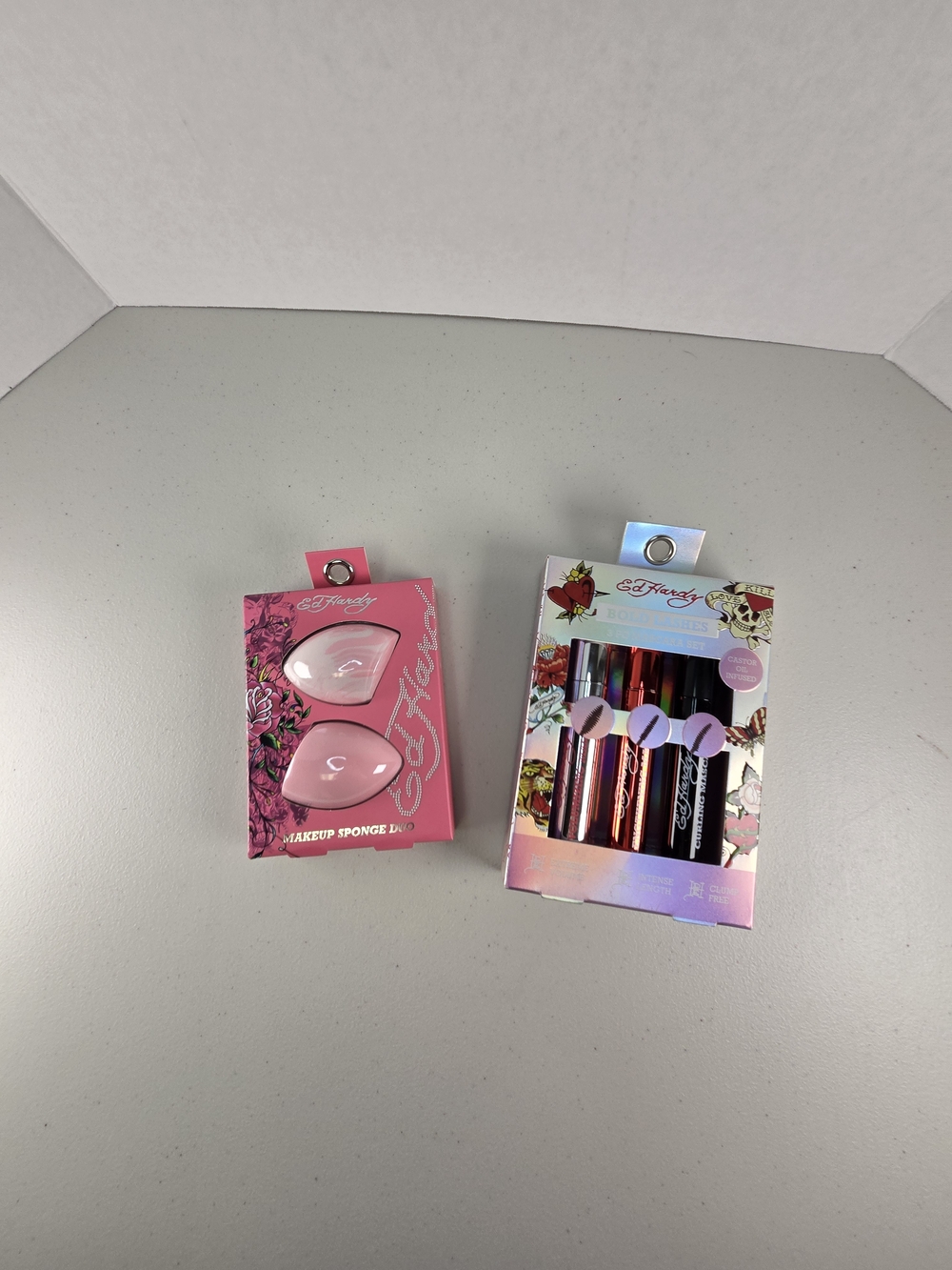 Ed Hardy Bundle 3 Pc Mascars & Pink Makeup Sponge Duo - Pink Beauty Blenders